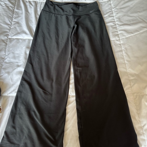 Nike dri fit straight leg pants - Picture 1 of 2